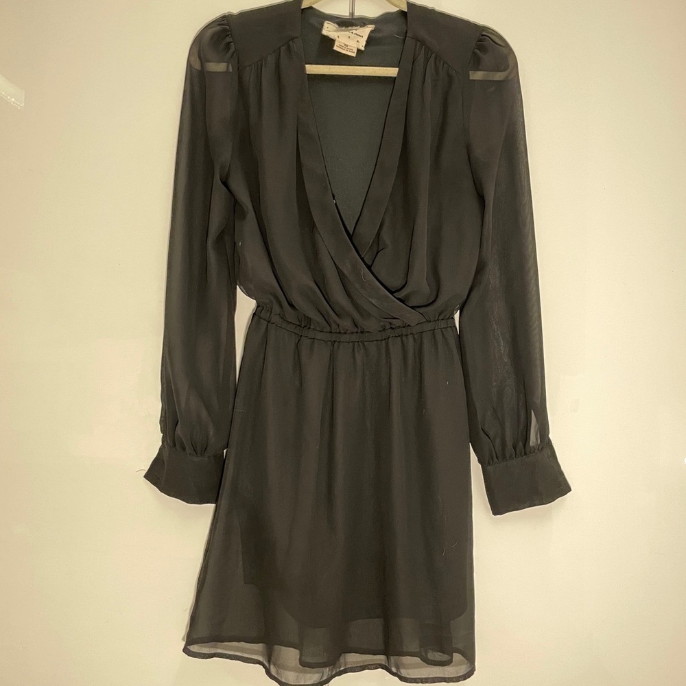 Black, v cut, long sleeve, chiffon cocktail dress